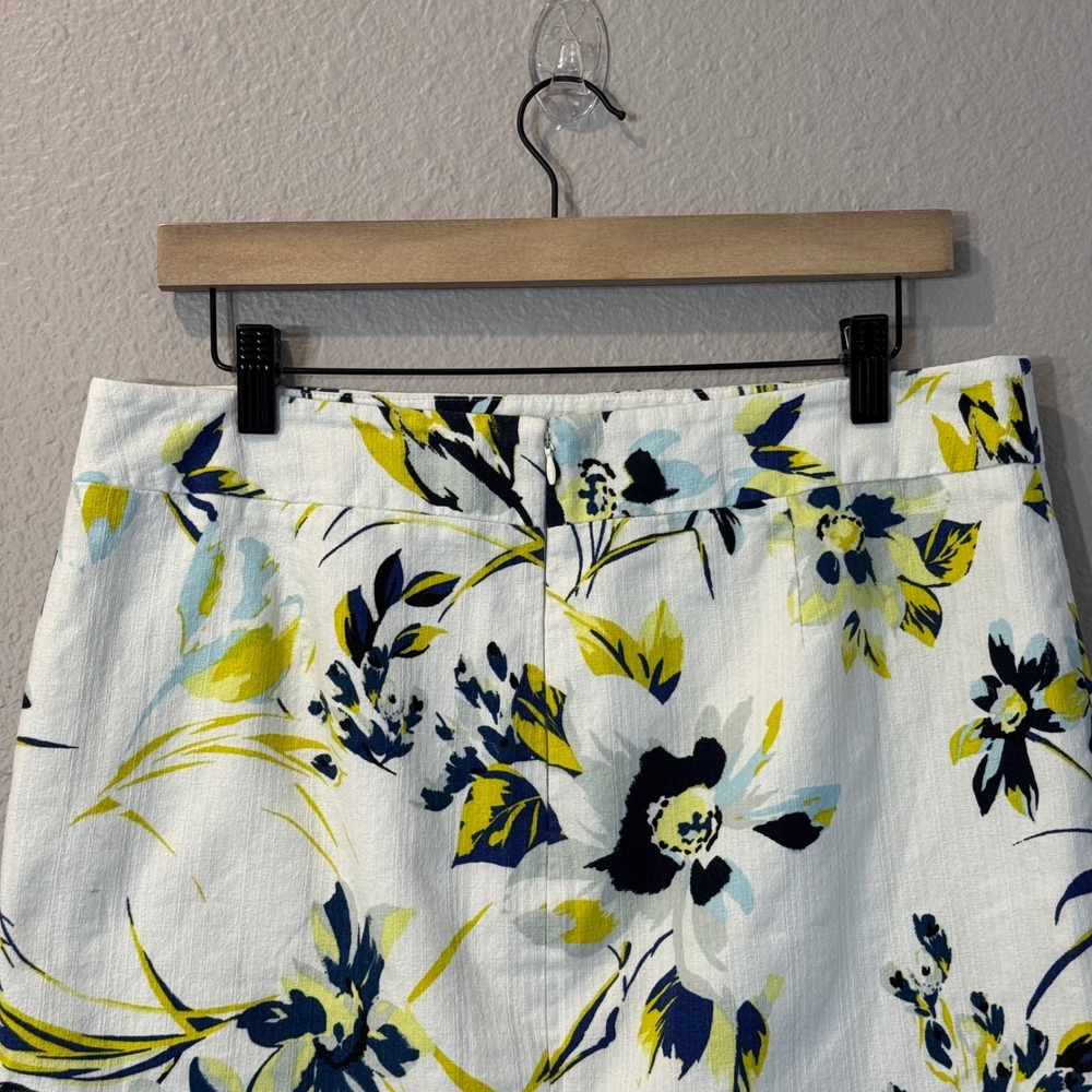 Ann Taylor Women's Size 12 White Floral 100% Cotton Lined Pencil Skirt - Picture 8 of 10